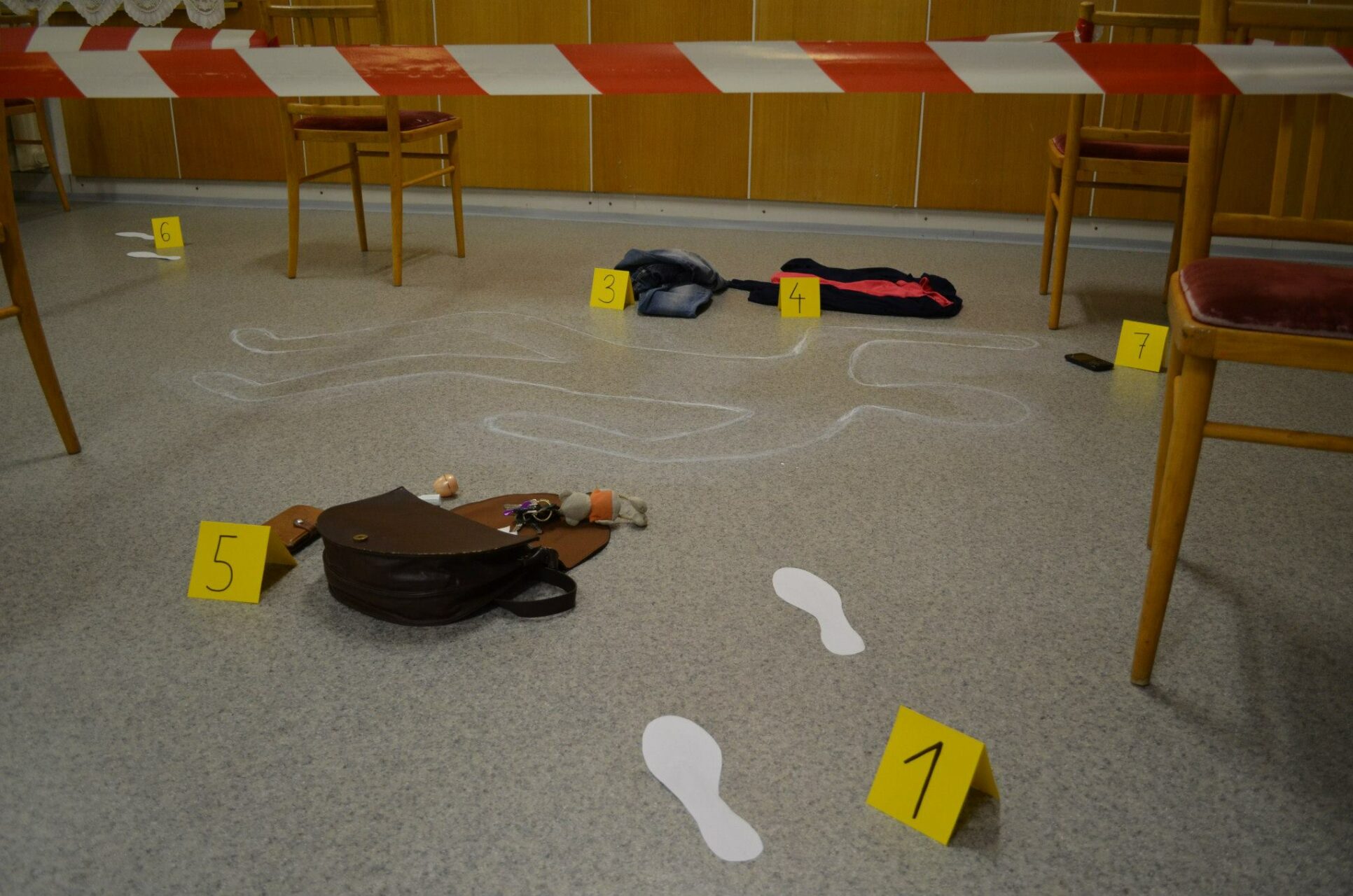 miesto činu, cluedo, vražda