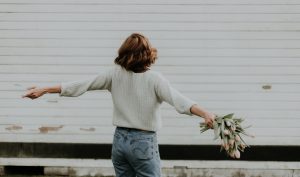 priscilla-du-preez-4hwfLpG54eA-unsplash (1)